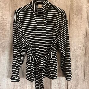 Chico women’s size 1. striped jacket. Belted. Versatile. Many quality details.